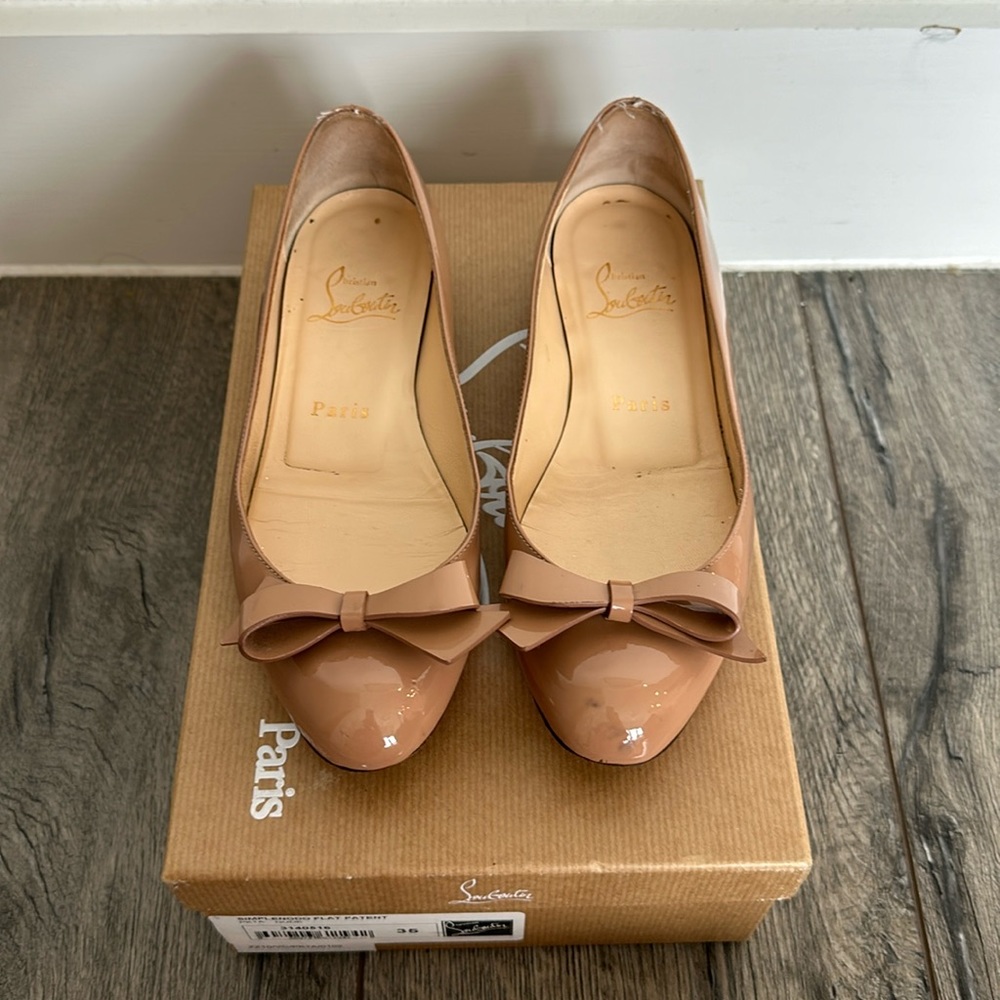 Nude patent leather Christian Louboutin Simplenodo flats sz 35